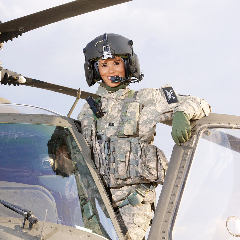 black hawk helicopter female pilot