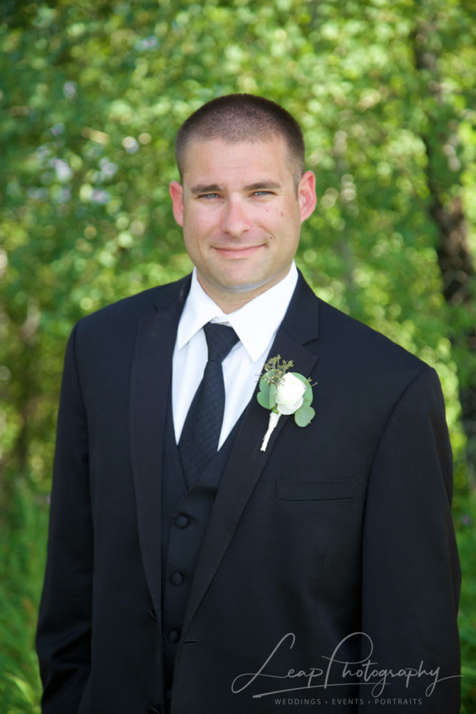 groom's wedding portrait