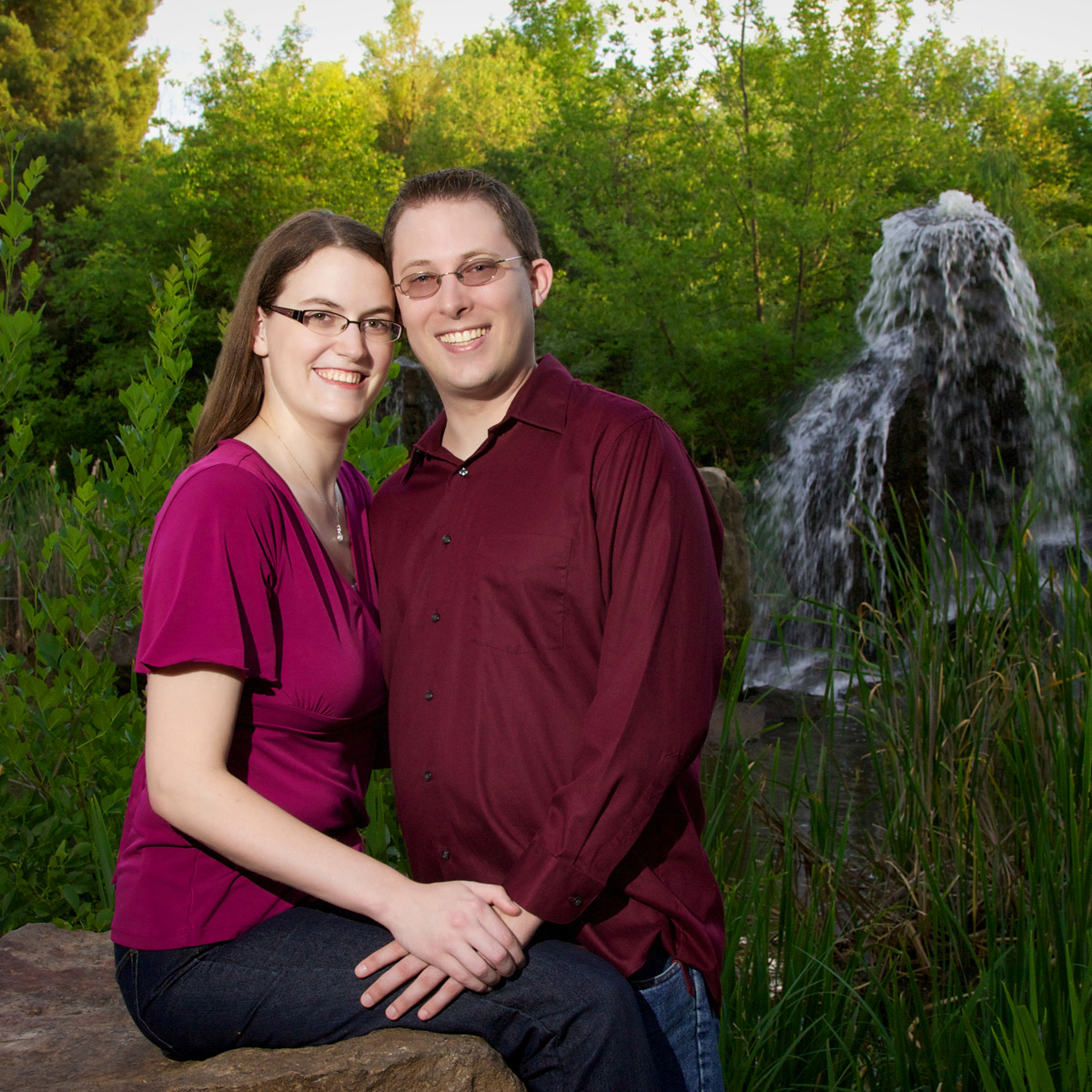 engagement photo of boise couple